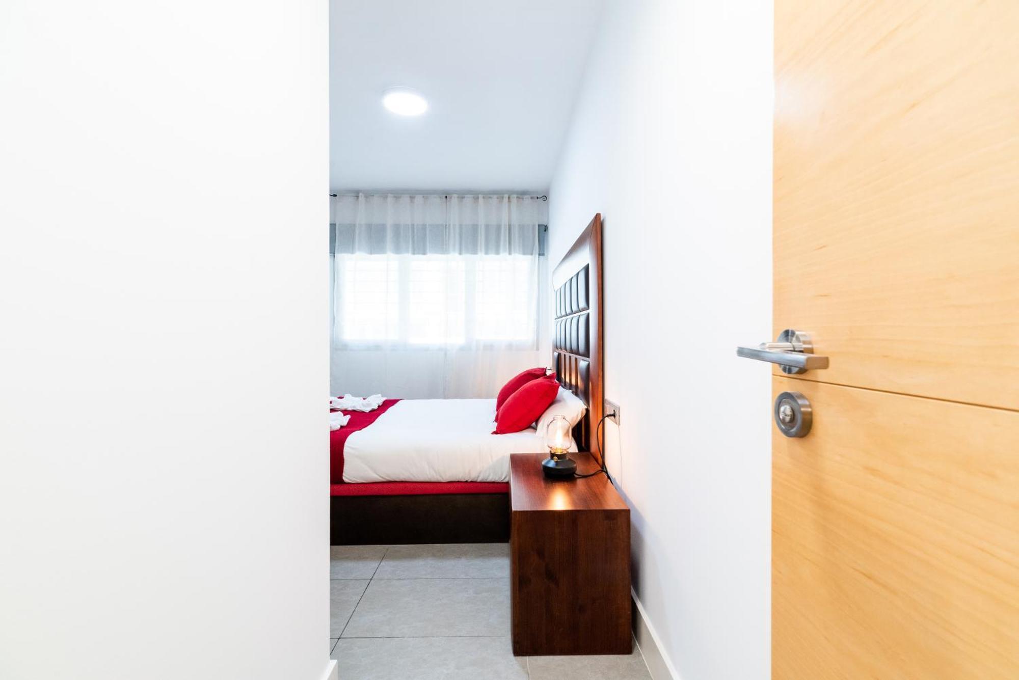 Tuguest Avenida De La Investigacion - Free Parking Apartment กรานาดา ภายนอก รูปภาพ