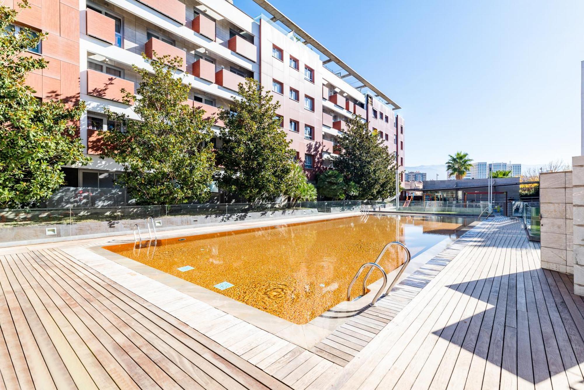 Tuguest Avenida De La Investigacion - Free Parking Apartment กรานาดา ภายนอก รูปภาพ